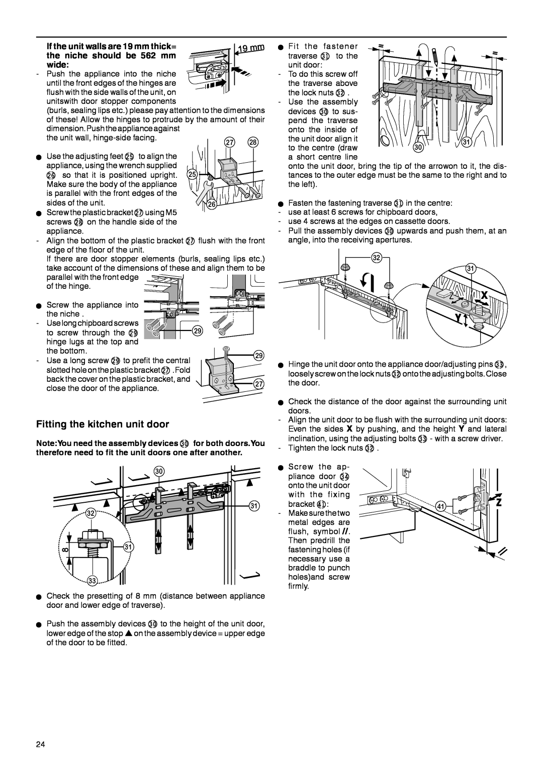Liebherr 7082 532-00 installation instructions Fitting the kitchen unit door, the niche should be 562 mm, wide 