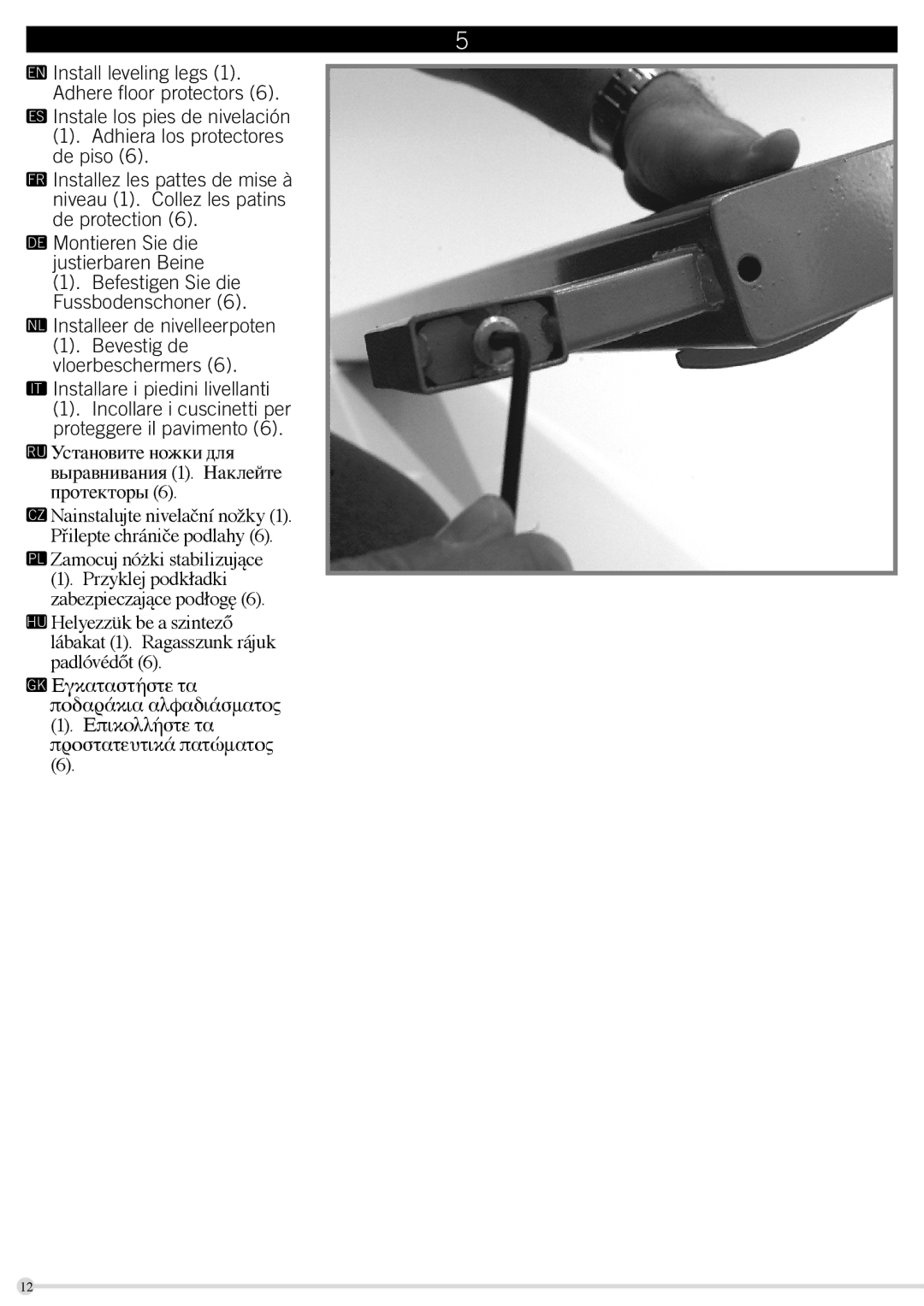 Omnimount G303FP instruction manual Installeer de nivelleerpoten, 7890 