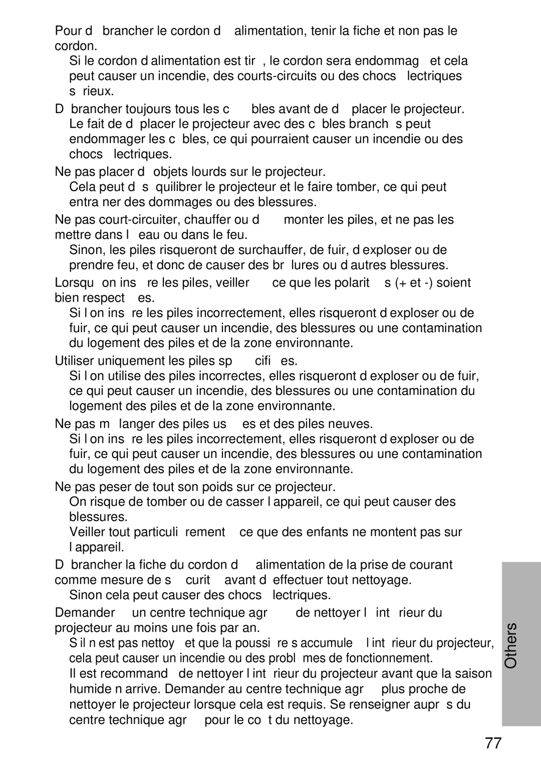 Panasonic PT-L750U R, TQBH9003-6 Ne pas placer d’objets lourds sur le projecteur, Utiliser uniquement les piles spécifiées 