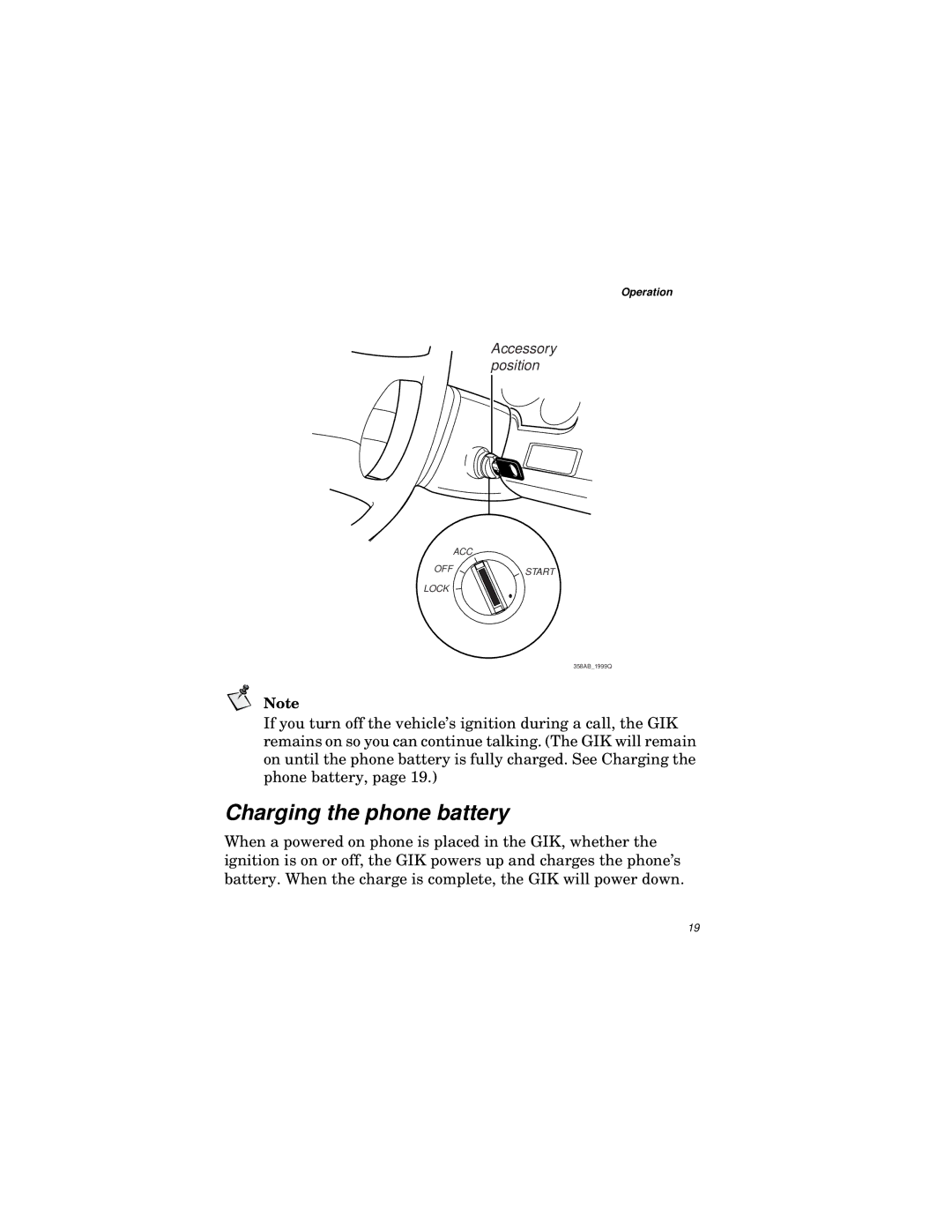 Qualcomm GIK-1700 manual Charging the phone battery 