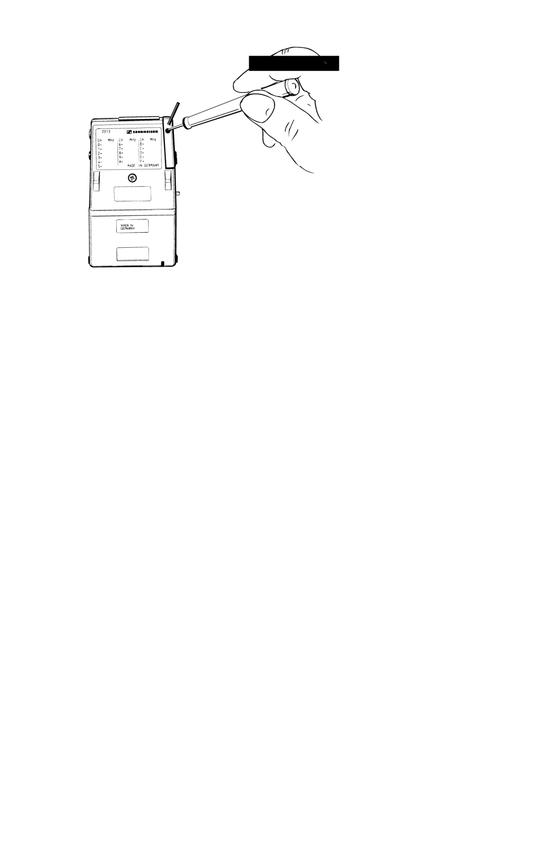 Sennheiser System 2013 PLL manual Lockable cover on receiver, Automatic fade-in and microphone adjustment 